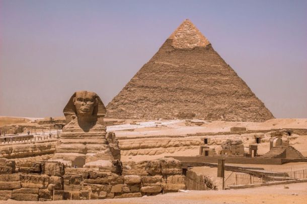 Hussein Abdel Basir piramisok Szfinx