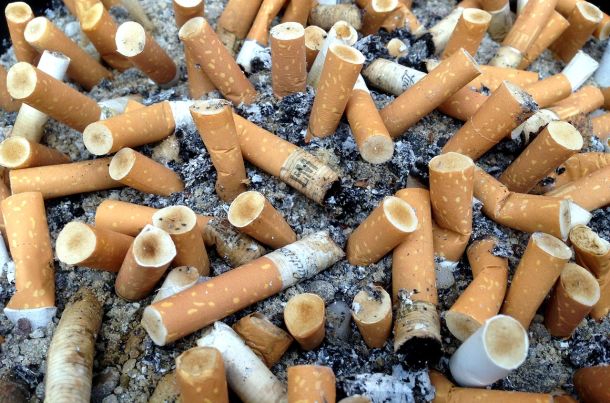 cigarettacsikk hulladék gyűjtés