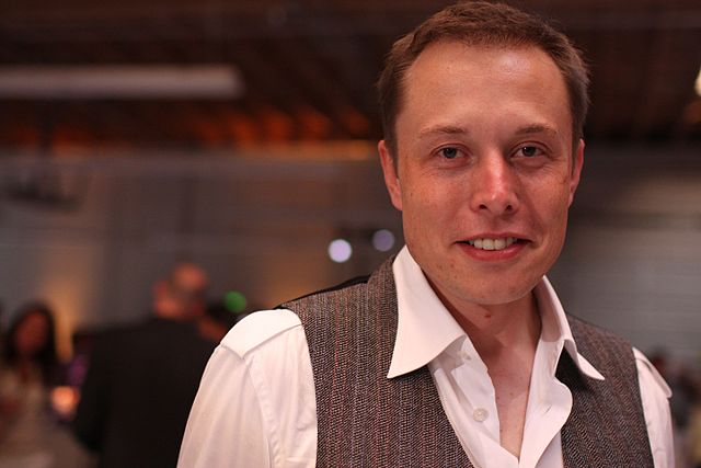 Elon Musk 100 millió dollár díj