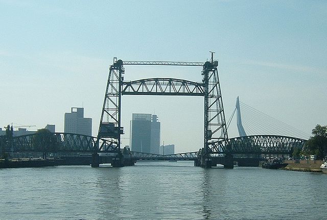 Rotterdam híd Jeff Bezos