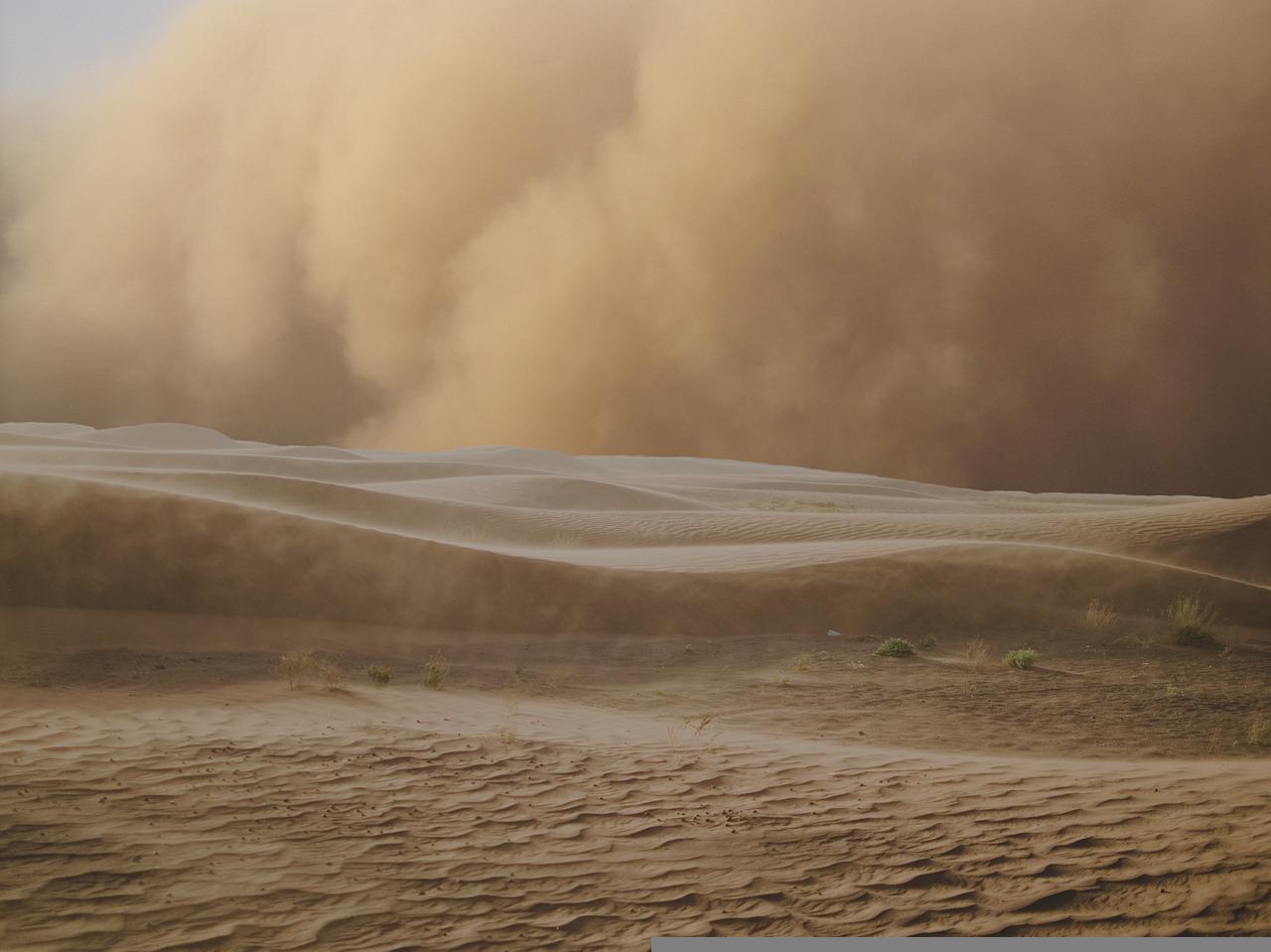 hatalmas homokvihar Kína