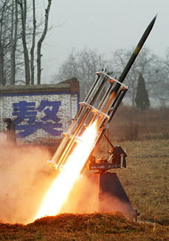 Felhőmagvasító rakéta kilövése  Forrás: origo.hu