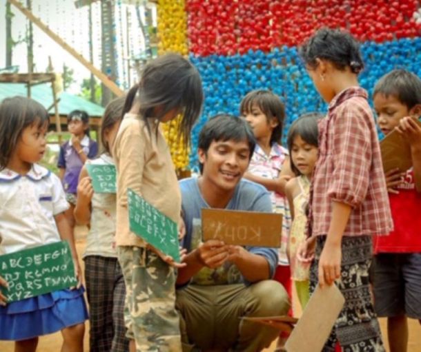 Kókuszdió Iskola Kambodzsa