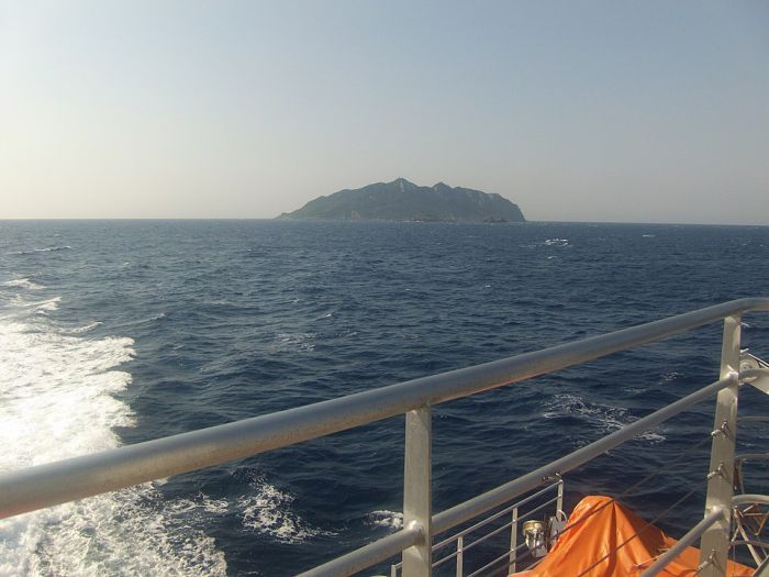 Okinosima vallás nők tiltott hely
